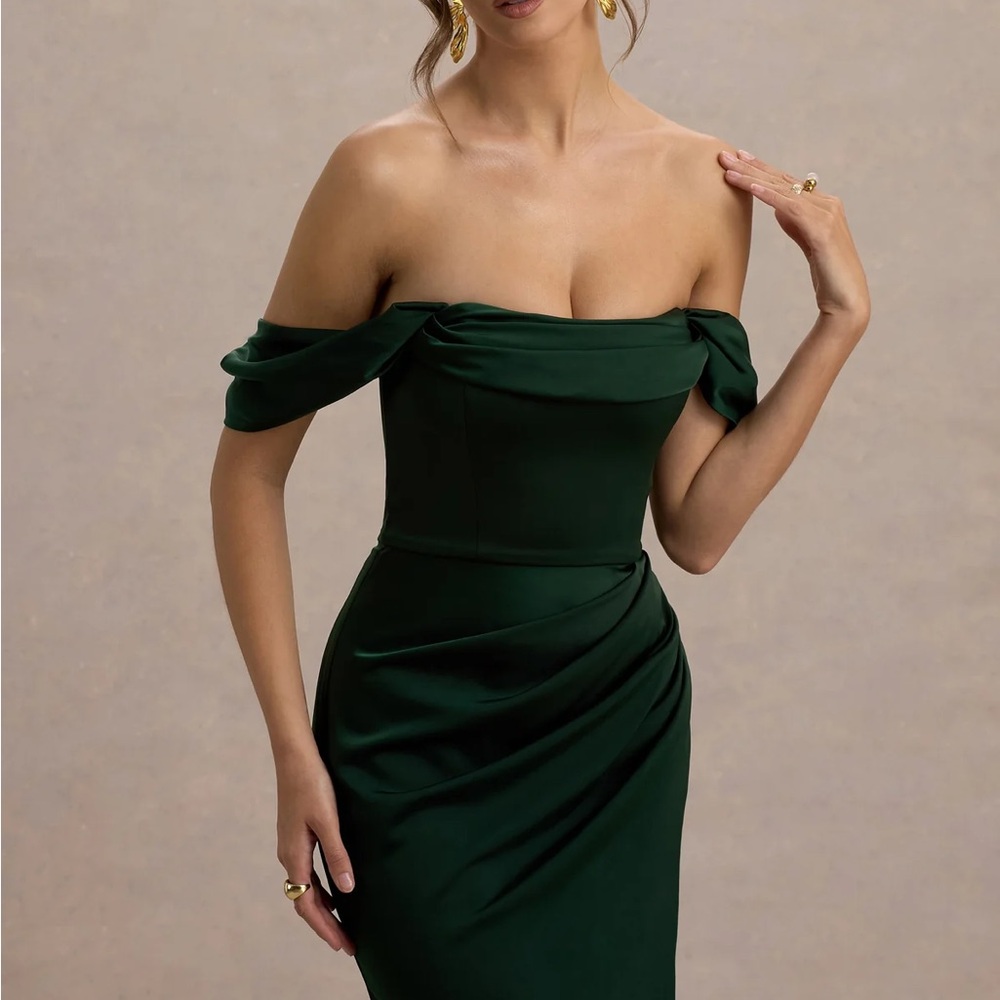 NWT Club L Satin Bardot Dress with Slit in Green Size 12